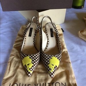 Louis Vuitton Shoes size 35